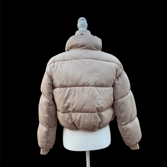 Puffer Jacket - Picture 2 of 7